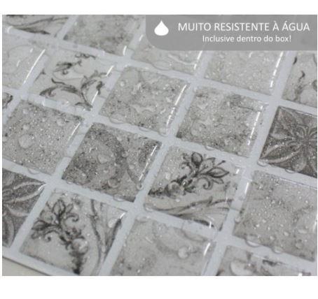 Placa de Pastilha Adesiva Resinada Antique Cinza - 28,5cm x 31cm - Papel na Parede